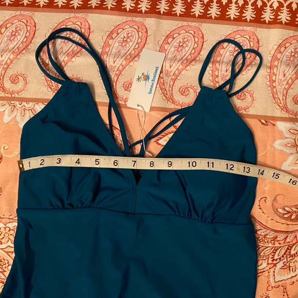 Beachsissi Tankini set in a Soft Green Colour Criss Cross Back Cut Out Bottoms - Picture 13 of 15